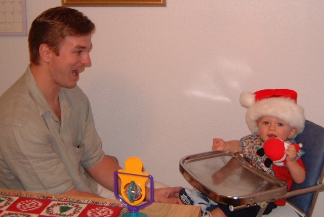 Hildebrand Christmas ScreenSaver/640x480_2000-11-29-18-Justin-Vale.jpg